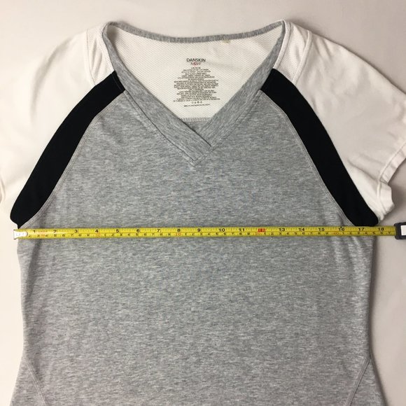 2 Gray T-Shirts Time And Tru, Danskin V-Neck Women's Large - Picture 9 of 11